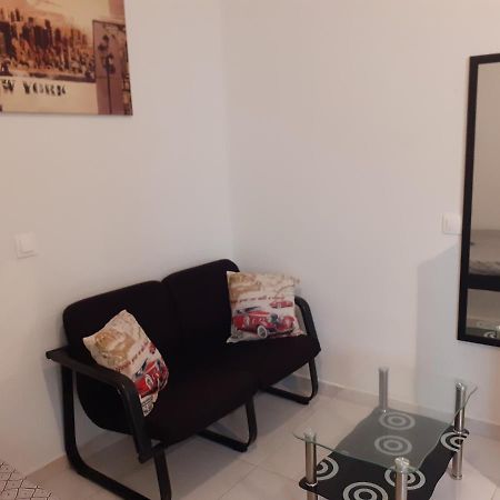 Appartement Yellow House à Kalamata Extérieur photo