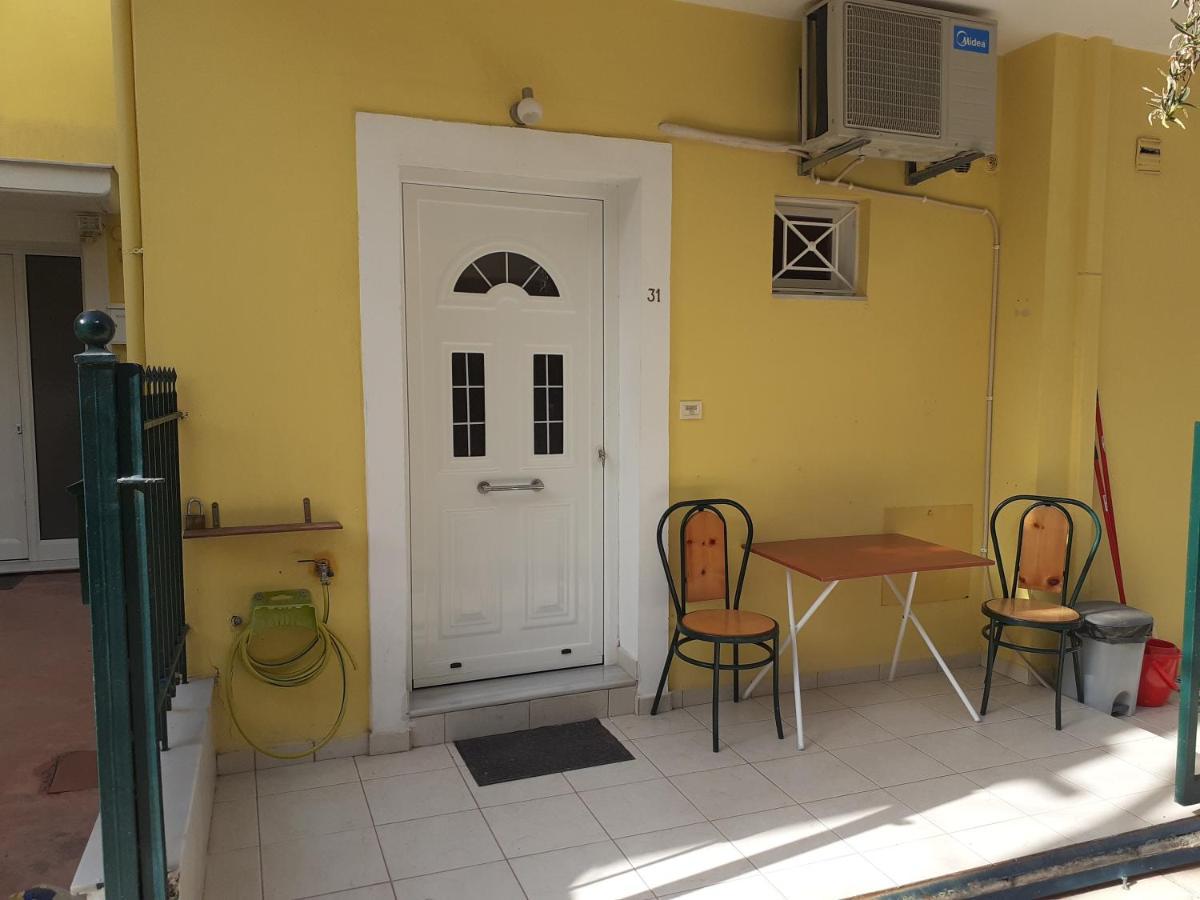 Appartement Yellow House à Kalamata Extérieur photo