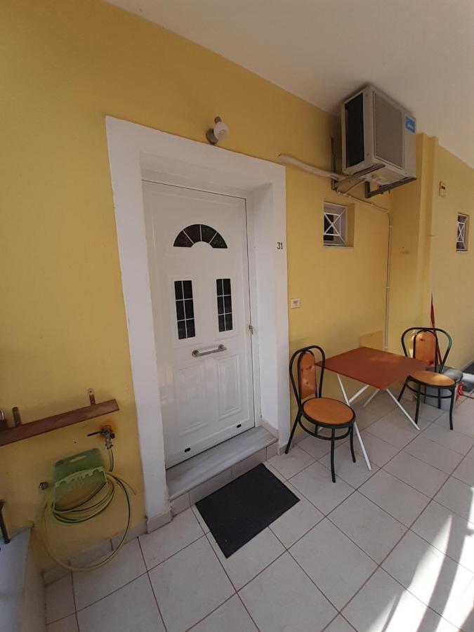 Appartement Yellow House à Kalamata Extérieur photo